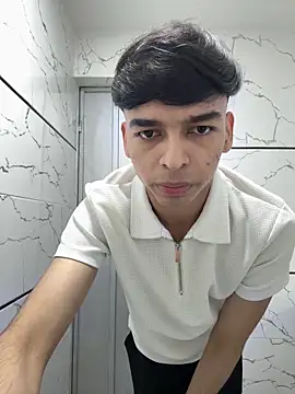 Snapshot of The_Conquer chatting on February 24, 9:13 pm The Conquer online show from February 24, 9:13 pm