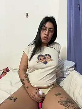 DimeAria online show from June 10, 6:29 pm