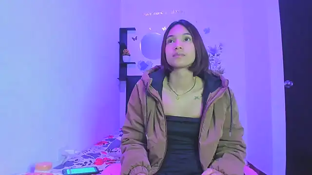 sapphire brown20 online show from April 18, 10:21 pm