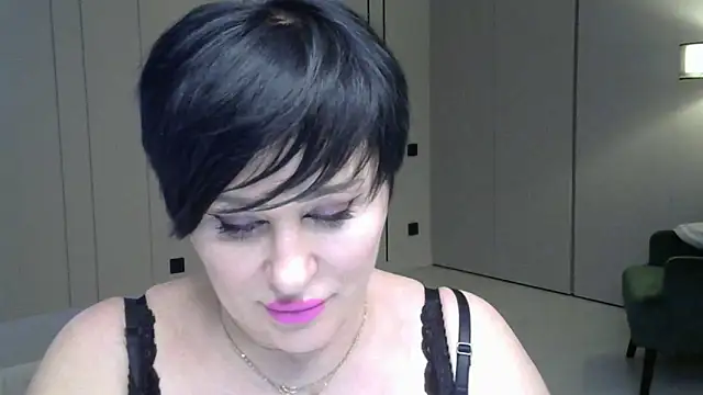 Kleotempt online show from April 14, 11:44 pm