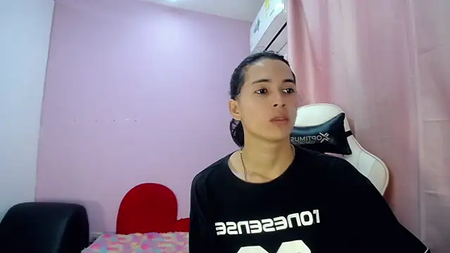 Larry craft online show from March 24, 8:14 pm