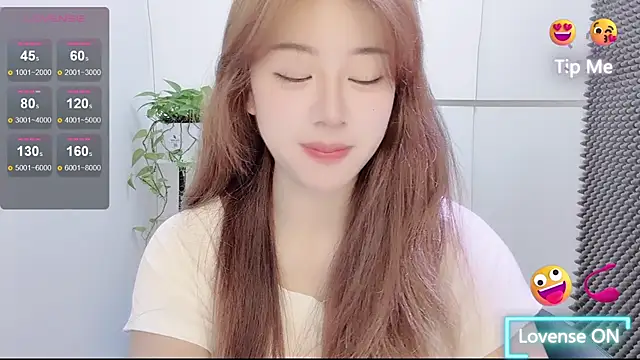 Snapshot of Baixi-01 chatting on July 10, 4:28 am Baixi-01 online show from July 10, 4:28 am