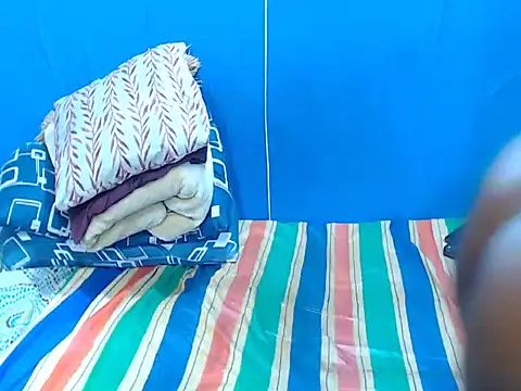 DARKTEMPTATION46XX online show from April 4, 3:05 am