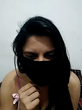 Sonakshi kumari online show from March 4, 9:43 pm