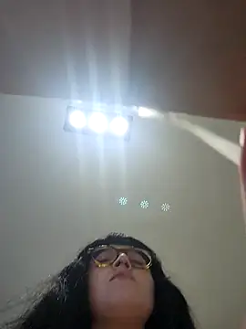 Mommynatrix online show from April 21, 3:39 pm