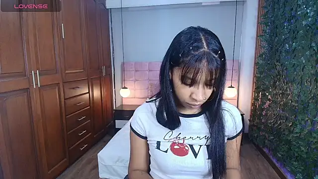 Snapshot of ShayMilleer chatting on April 15, 11:50 am ShayMilleer online show from April 15, 11:50 am