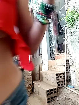 yuliitza4 online show from March 28, 9:36 pm