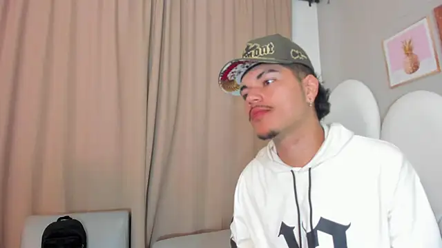 Jason 23   online show from April 15, 7:21 pm