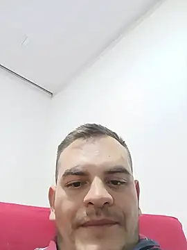 Snapshot of Edwin_Q chatting on July 5, 6:20 am Edwin Q online show from July 5, 6:20 am