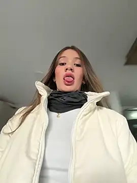 Mia Benett  online show from May 27, 1:19 pm