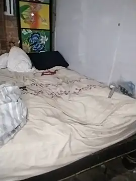 Cristal queen  online show from April 6, 3:37 am