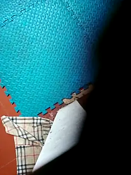 Snapshot of -Matina- chatting on February 25, 3:49 am -Matina- online show from February 25, 3:49 am