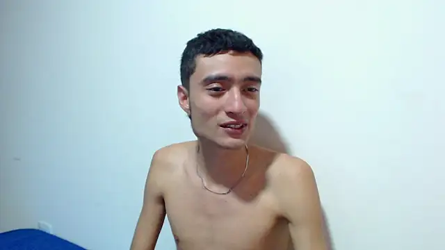 Snapshot of Sweet-Bane chatting on April 14, 9:10 pm Sweet-Bane online show from April 14, 9:10 pm