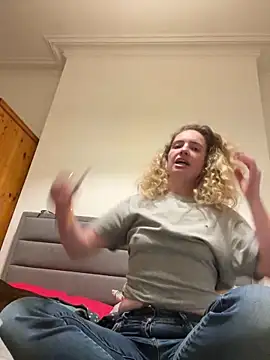 curlyirishgirl online show from March 3, 9:31 pm