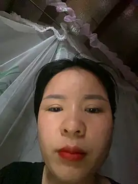 Ivy Trix2 online show from March 2, 2:25 am