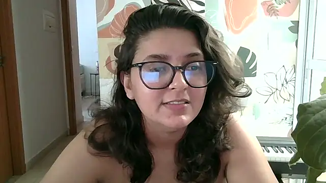 midsize 94 online show from April 5, 6:16 pm