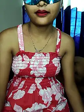 Sweet Cpl  online show from May 22, 3:02 am