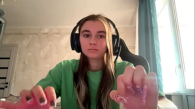 PluralPalaver online show from March 2, 6:14 am