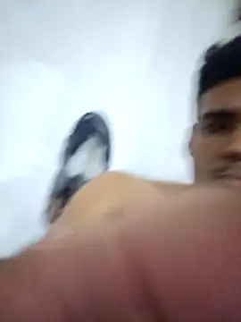 luis230436 online show from April 27, 4:43 am