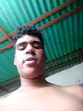 luis230436 online show from May 9, 4:34 pm