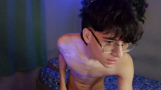 noah millerx online show from March 27, 8:26 am