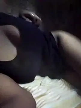 ishini4321 online show from May 27, 10:18 pm