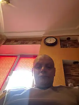 Snapshot of Alesio_Alesio chatting on March 1, 11:45 am Alesio Alesio online show from March 1, 11:45 am