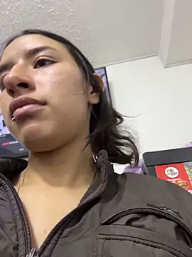 LilyRossi  online show from June 6, 1:16 pm