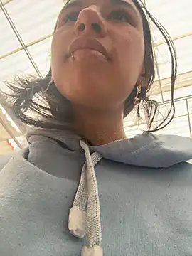 LilyRossi  online show from June 17, 12:18 pm
