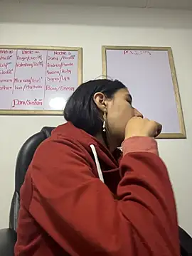 LilyRossi  online show from July 10, 12:41 pm