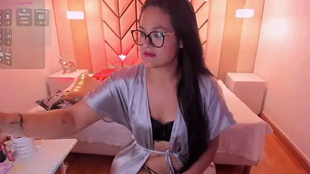 RubyRagge online show from March 22, 4:38 am