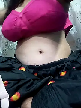 Snapshot of DiyaBaby-11 chatting on March 31, 8:59 am DiyaBaby-11 online show from March 31, 8:59 am