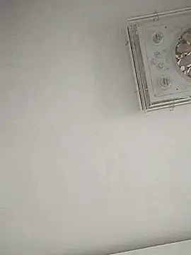 Snapshot of wanggang880903 chatting on March 2, 11:00 pm wanggang880903 online show from March 2, 11:00 pm