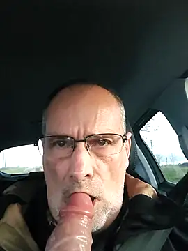 lui8181 online show from March 12, 6:03 pm