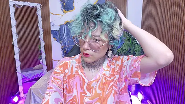Lyra tay online show from June 5, 7:08 pm