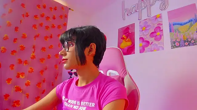 Madeline 21 online show from April 18, 12:20 pm