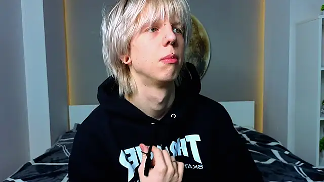 Mark Shoyer2 online show from February 27, 1:38 am