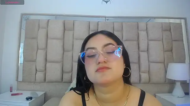 nara kitty online show from March 7, 8:06 pm