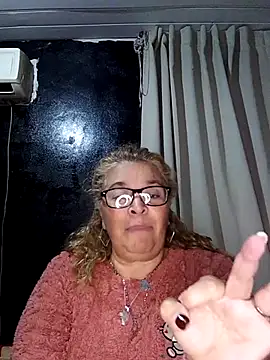 momismilf544 online show from May 11, 4:51 am