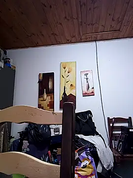 momismilf544 online show from May 23, 12:53 pm
