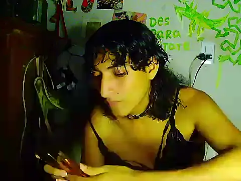 RAMONA TIJERAX online show from July 10, 10:12 pm