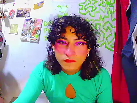 RAMONA TIJERAX online show from July 22, 7:16 pm