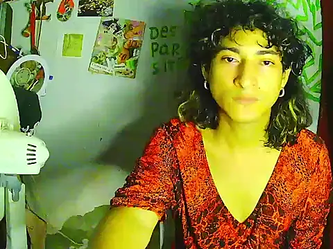 RAMONA TIJERAX online show from July 23, 8:51 pm