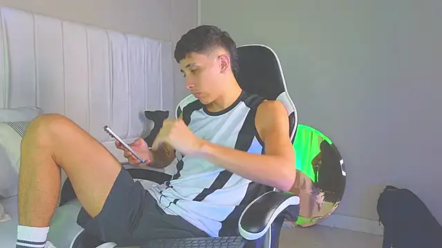 Rome cortes online show from April 22, 8:43 pm