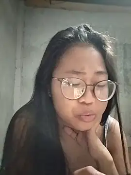 Snapshot of angelpinay44 chatting on July 10, 3:58 pm angelpinay44 online show from July 10, 3:58 pm
