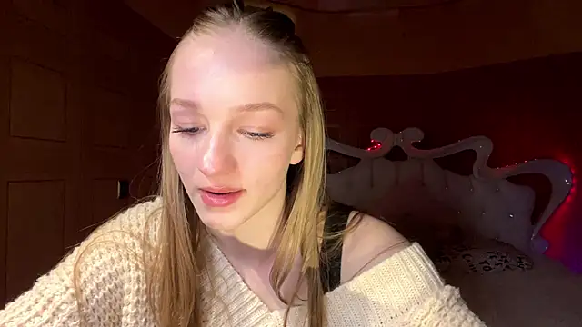 Anika Socutehe online show from March 13, 4:13 pm