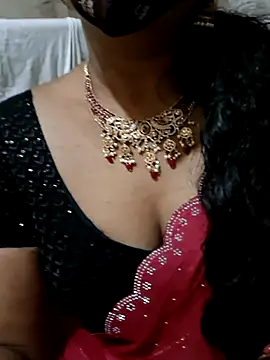 Snapshot of AnushaTelugu chatting on July 9, 7:40 pm AnushaTelugu online show from July 9, 7:40 pm