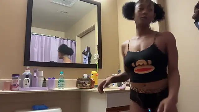 OopsItsLexxa online show from June 16, 1:08 am