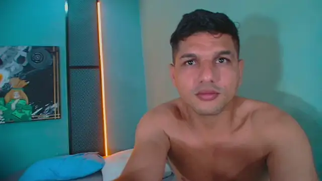 Hornyshow1 online show from April 11, 12:53 pm