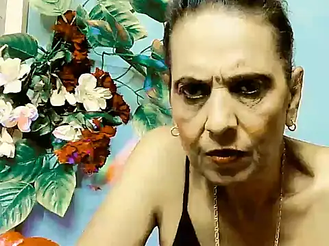 Hot queen58 online show from May 20, 5:52 pm